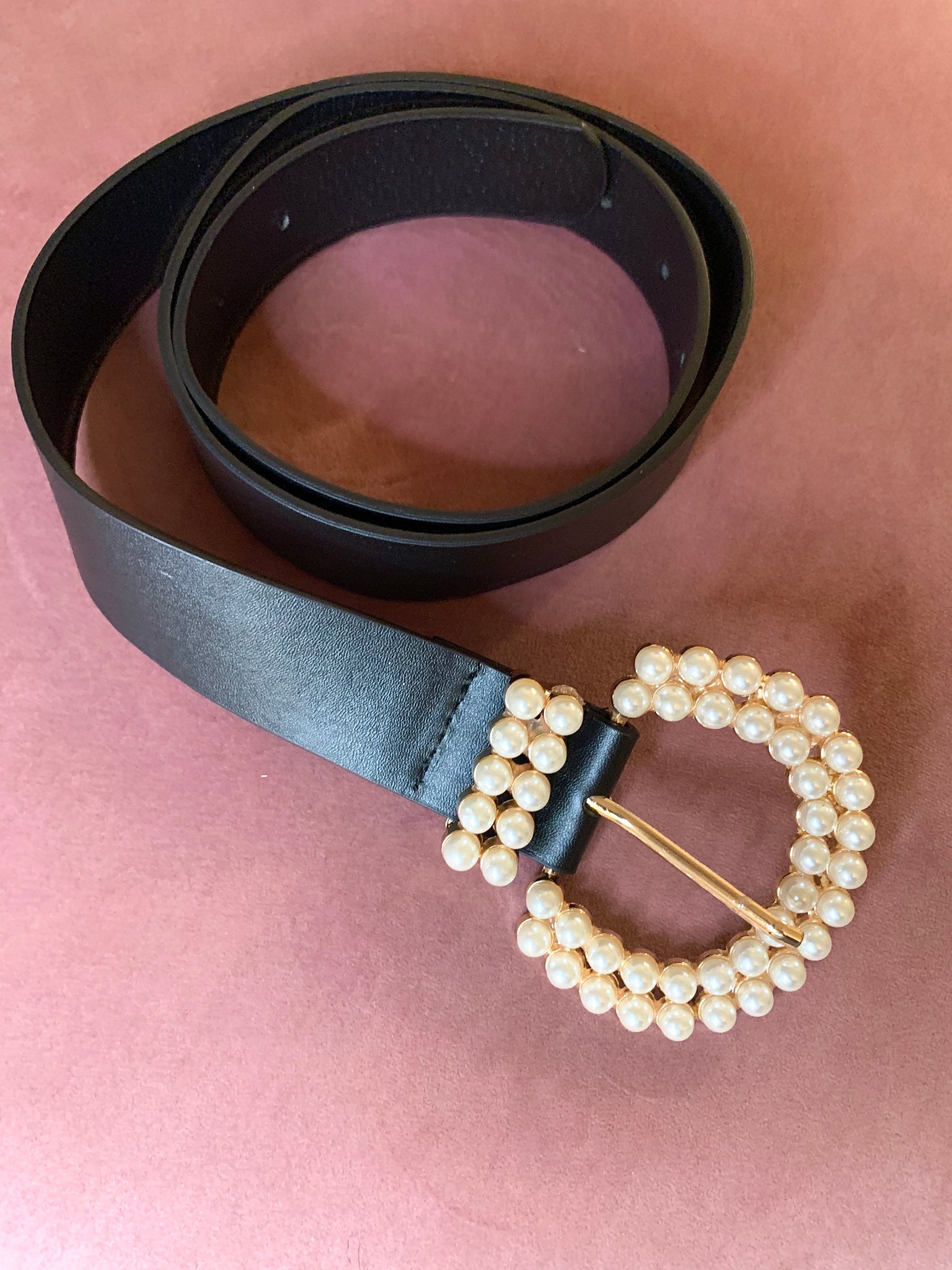 Pearl Buckle Belt